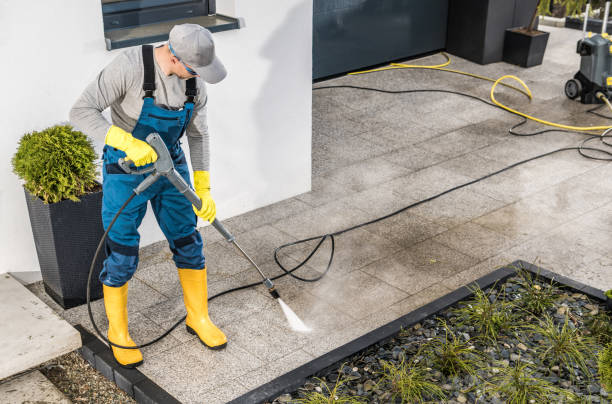 Best Roof Pressure Washing  in Perth Amboy, NJ